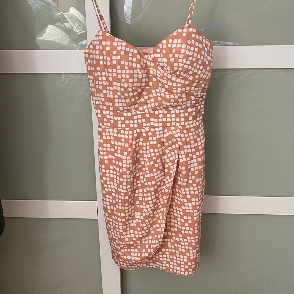 square dotted dress peach